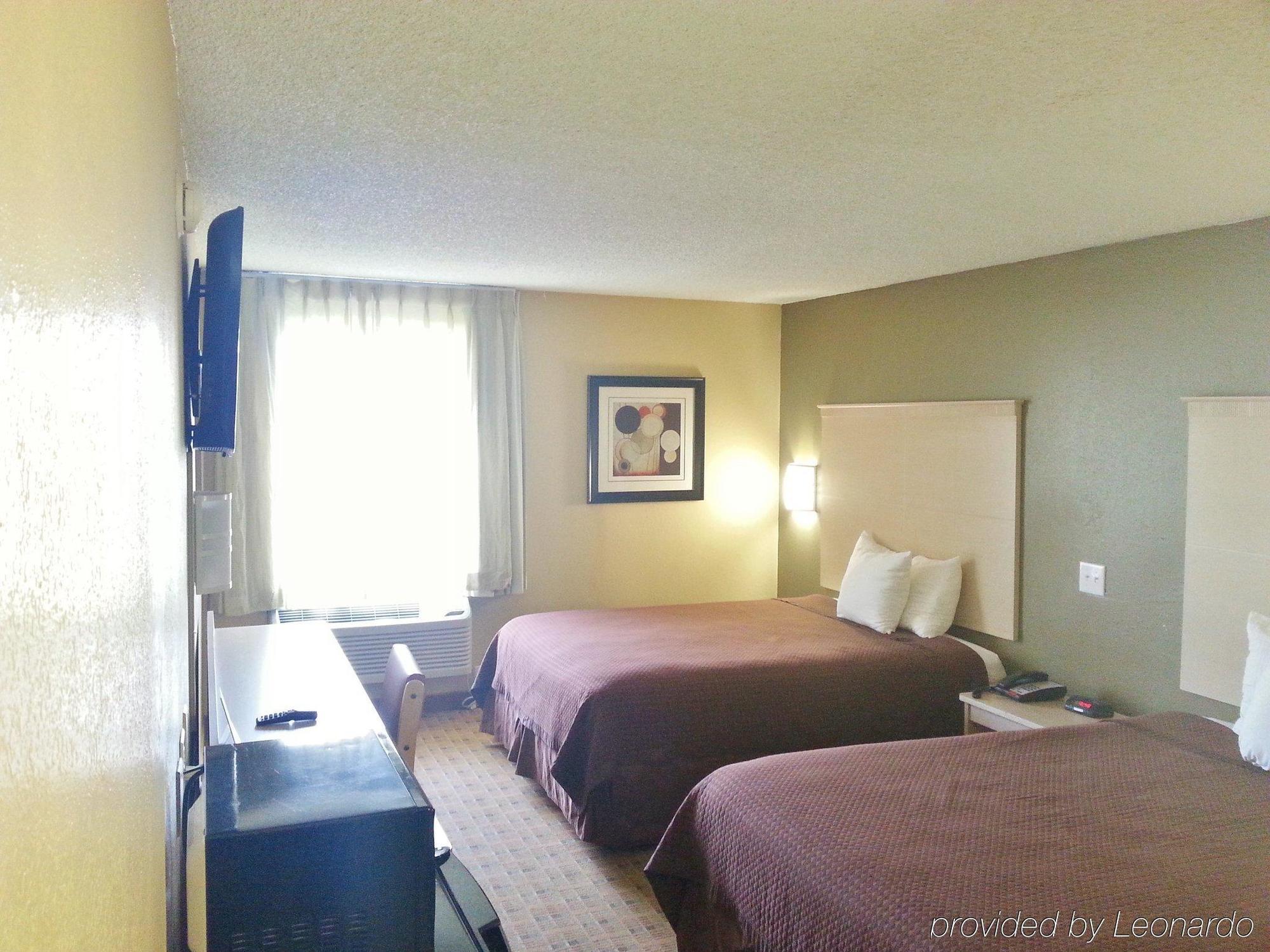 Red Roof Inn Raleigh North-Crabtree Mall-Lenovo Center Exteriör bild