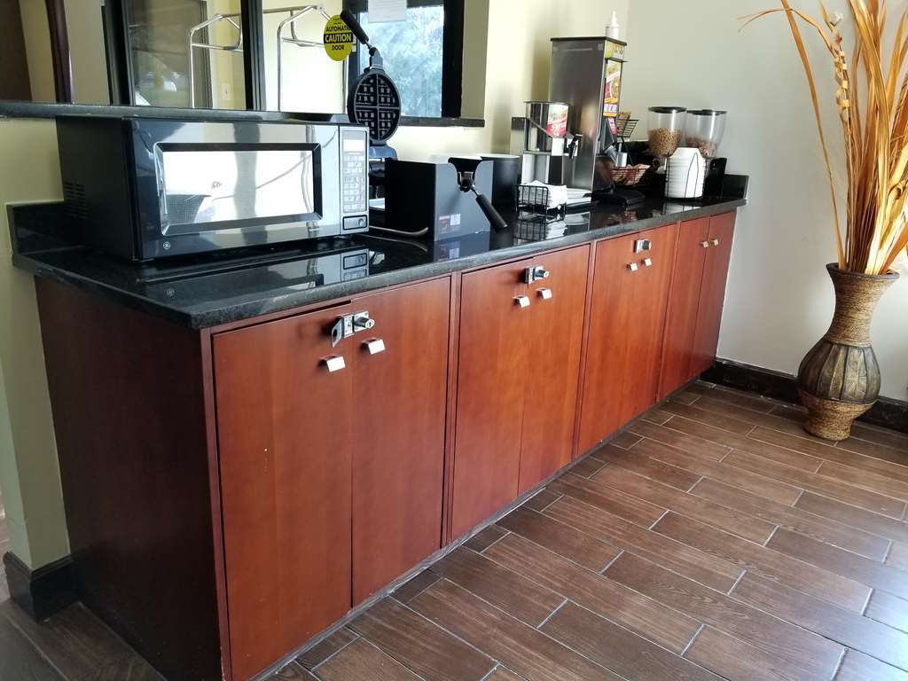 Red Roof Inn Raleigh North-Crabtree Mall-Lenovo Center Restaurang bild