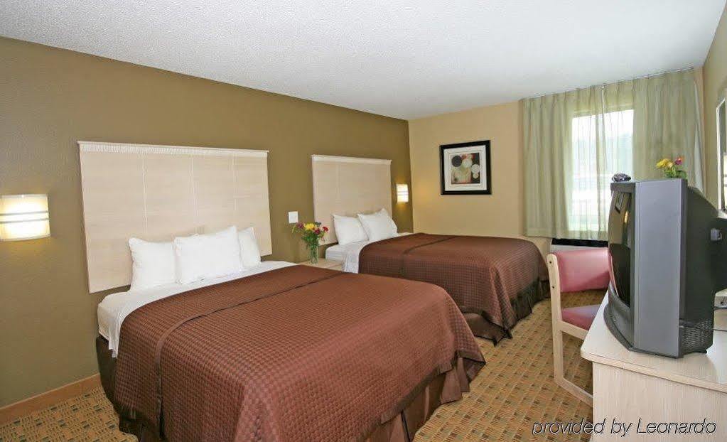 Red Roof Inn Raleigh North-Crabtree Mall-Lenovo Center Exteriör bild